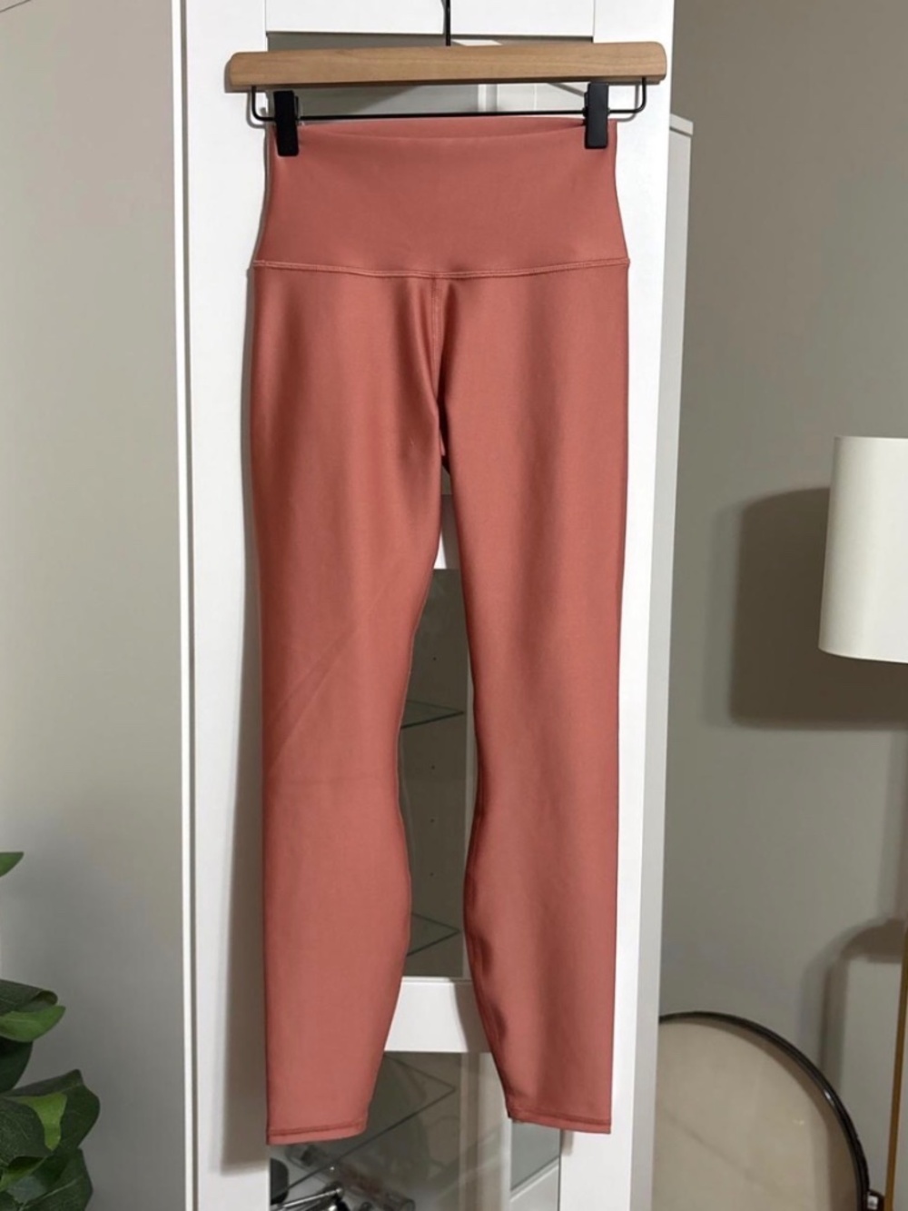 ALO Yoga Airlift 7/8 High-Waist Leggings size XS